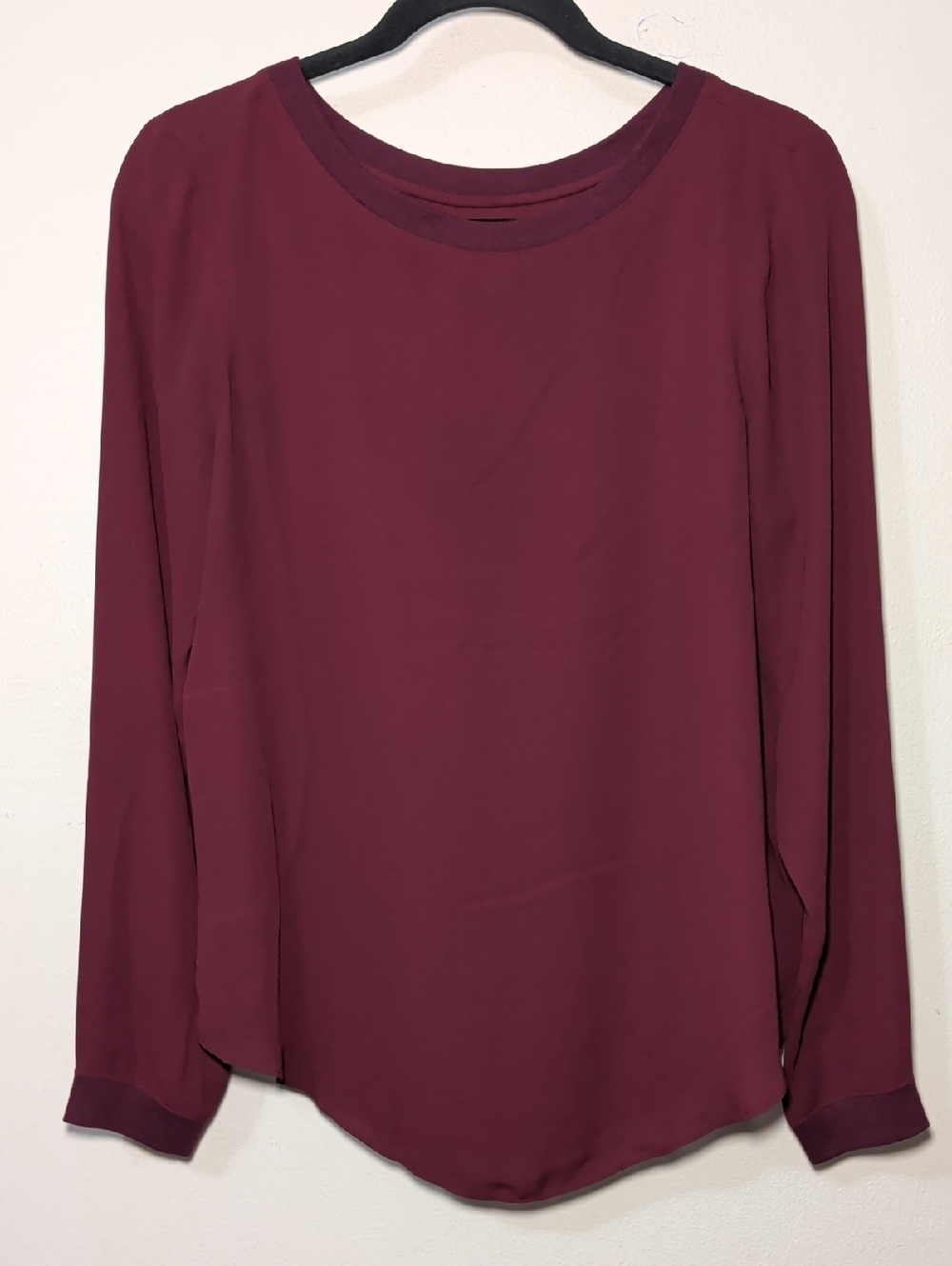 Lou & Grey Sheer Wine Red Blouse Long-Sleeve Round Neck Curved Hem Womens Size S